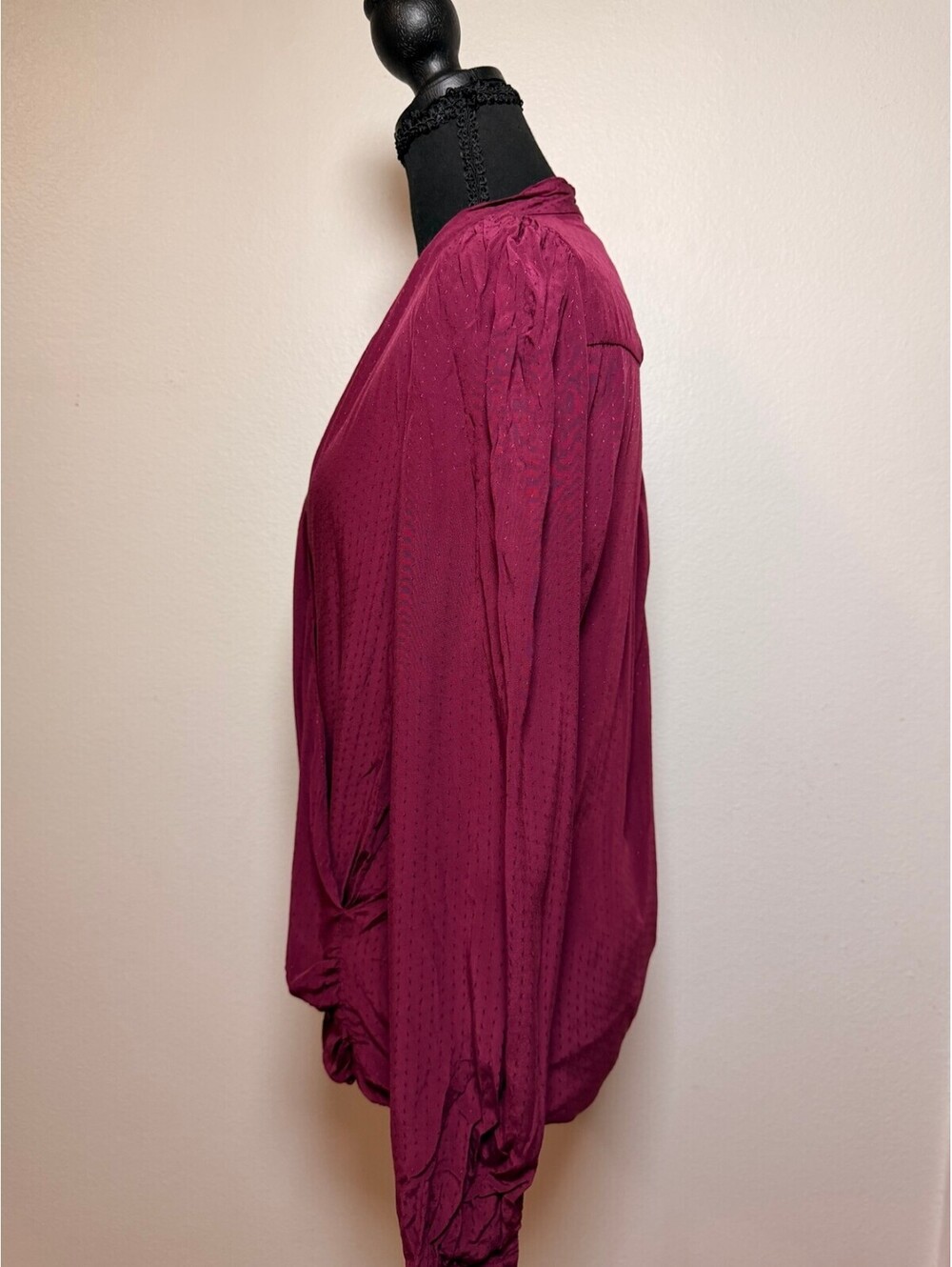 Sézane Berry Wrap Blouse 38 Dot Texture Chic - Picture 3 of 9